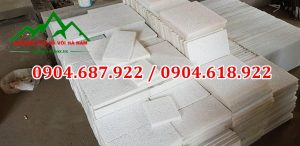 đá băm giả cổ vuông cạnh vàng