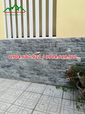 đá bóc xanh rêu ốp tường