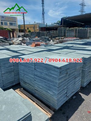 đá xanh rêu băm mặt