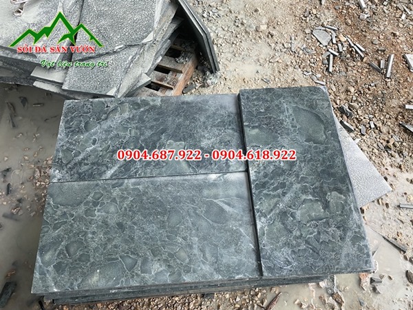 đá xanh rêu lát sân vườn