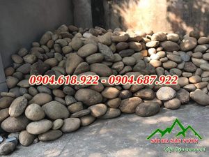 noi-ban-da-cuoi-tu-nhien-trang-tri-gia-re (1)