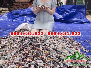 y-nghia-cua-da-thach-anh-ngu-sac-tran-trach-nha-o-rai-mo-phan (1)