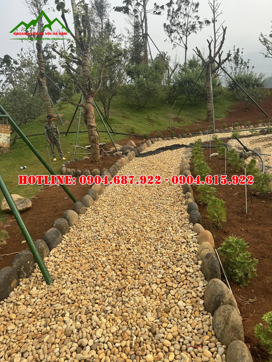 báo giá đá cuội trang trí sân vườn