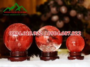 Quả cầu thạch anh đỏ