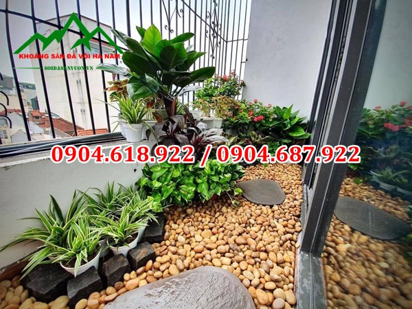 Soi-trang-tri-ban-cong (1)