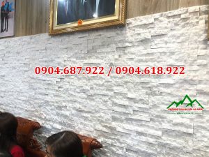 đá băm giả cổ vuông mặt trắng