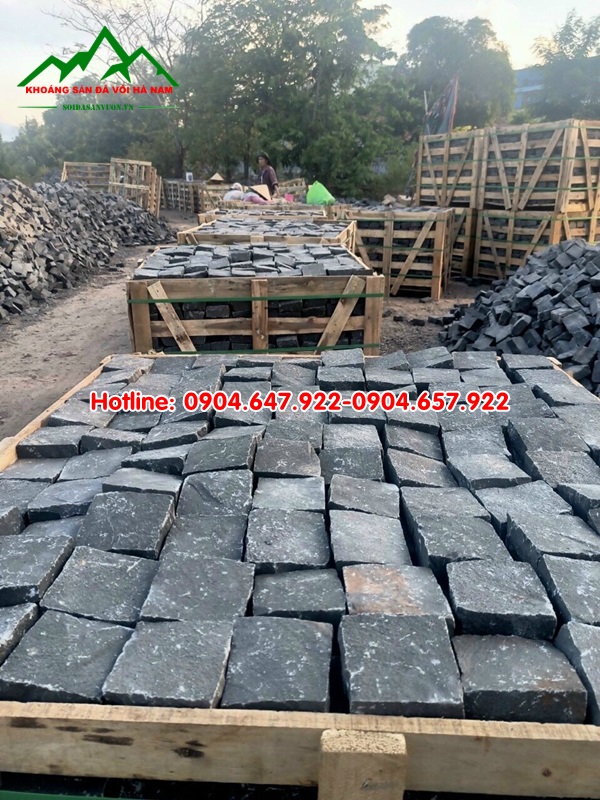 Đá sỏi lát sân vườn