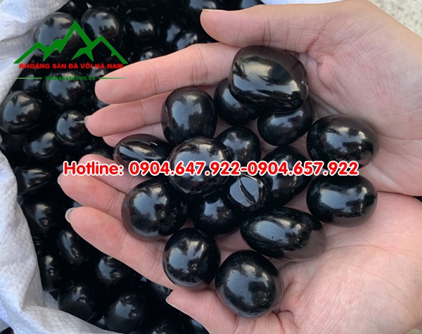 giá sỏi ruby trang trí sân vườn