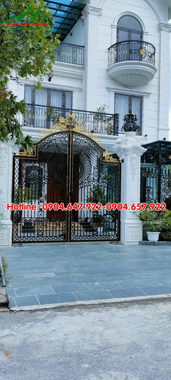 Mẫu thiết kế sân vườn đẹp sử dụng sỏi đá trang trí