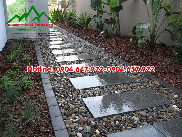 Sỏi màu sân vườn