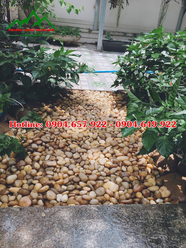 bán sỏi trang trí sân vườn