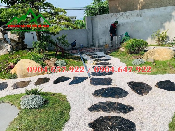 vườn nhật rải sỏi