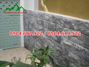 đá bóc đen ốp tường