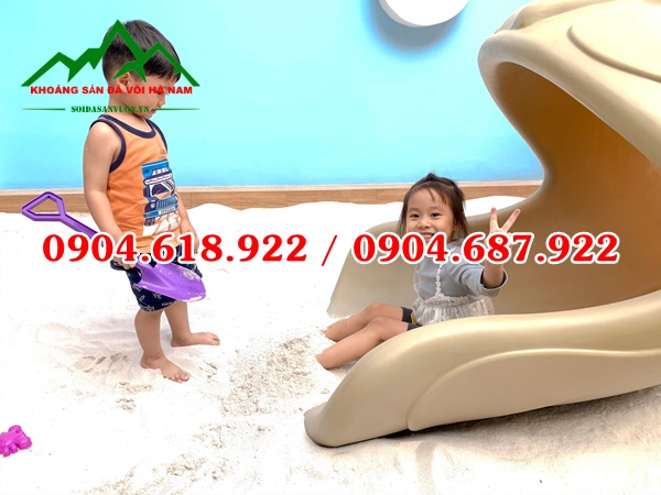 Cat-trang-san-choi-tre-em (7)