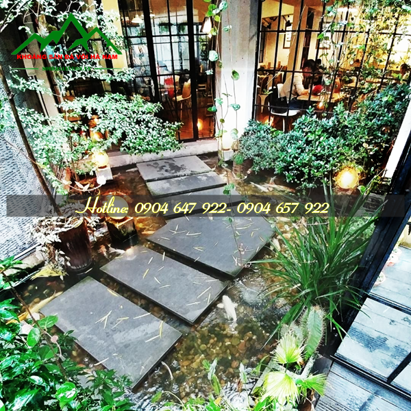 sỏi cuội trang trí tiểu cảnh sân vườn