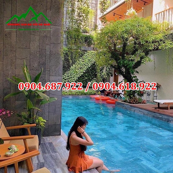 đá sọc dưa lát bể bơi