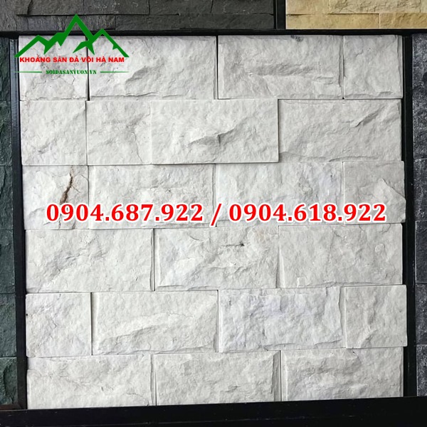 Đá bóc trắng ốp tường