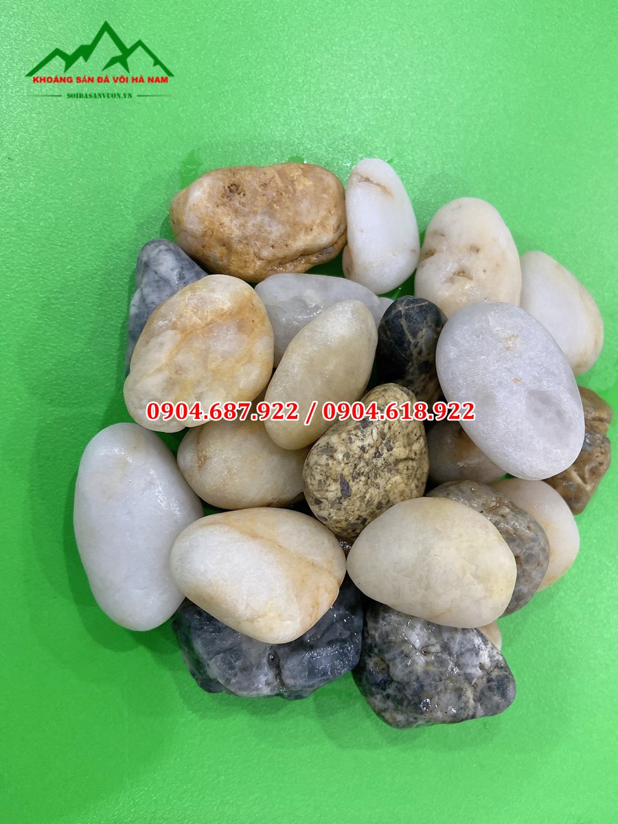 sỏi biển trang trí bể bơi