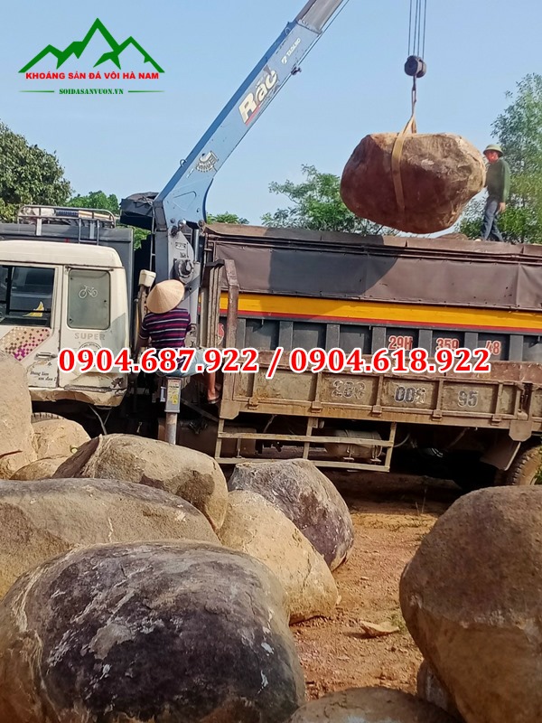 đá cuội suối kích thước lớn