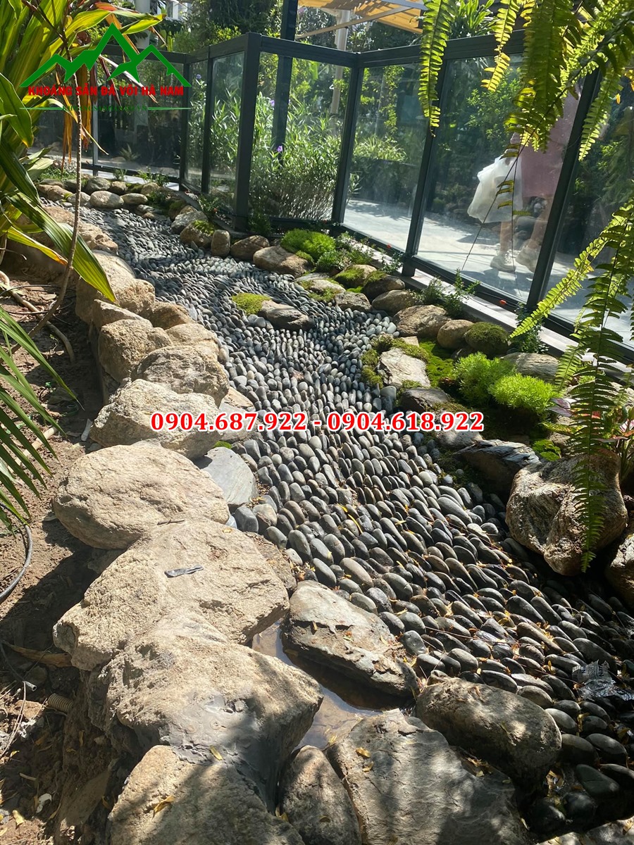sỏi dẹp gắn lối đi sân vườn