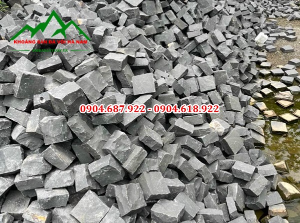 đá cubic sa thạch lát nền