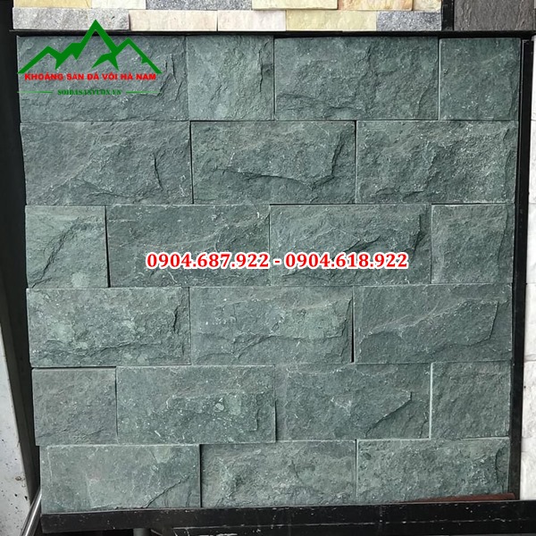 Kho đá bóc xanh rêu tại Hà Nội