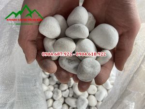 sỏi trắng vo tròn