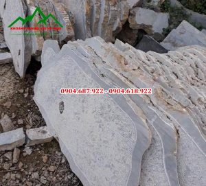 Đá lũa đen khò mặt