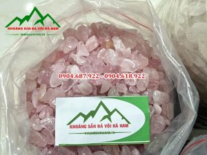 vụn thạch anh hồng tự nhiên