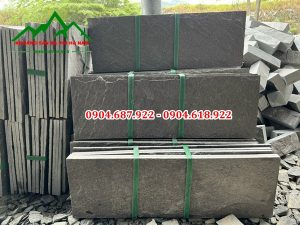 đá chẻ đen ốp tường