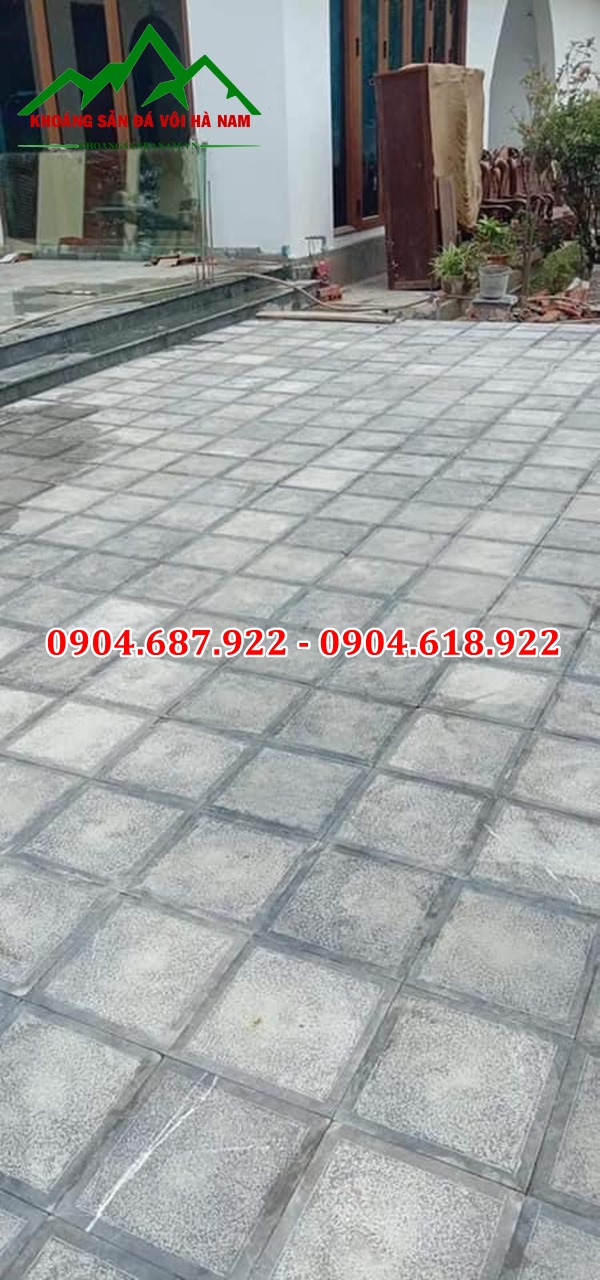 đá xanh rêu băm mặt lát sân