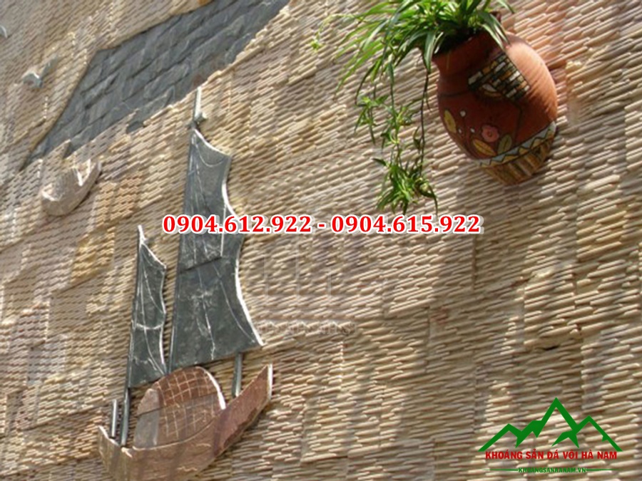 đá răng lược vàng