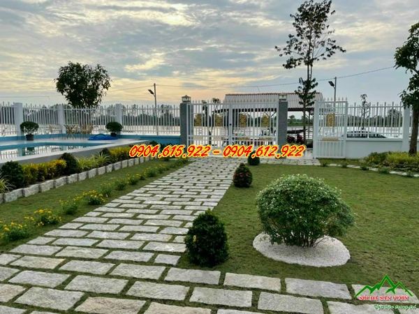 cung-cap-da-buoc-dao-trang-tri-biet-thu-san-vuon4