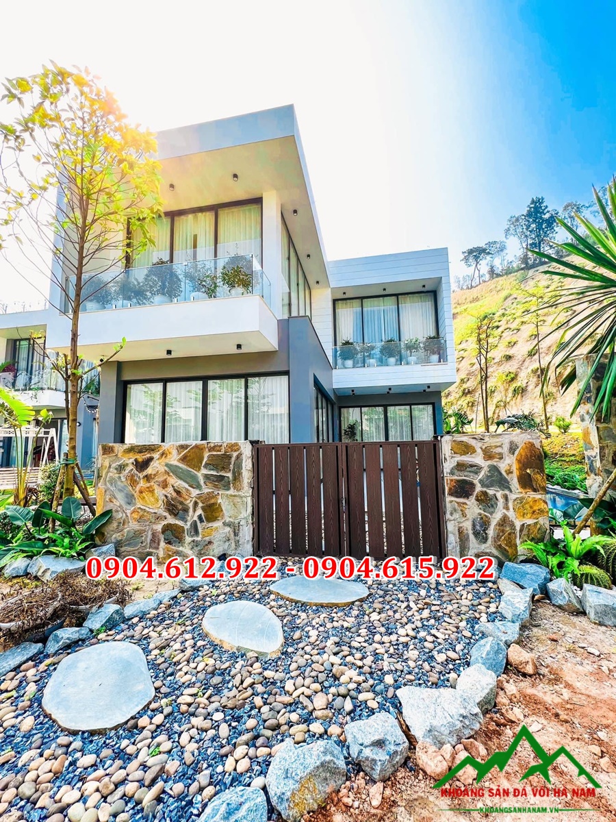 sỏi tự nhiên trang trí sân vườn