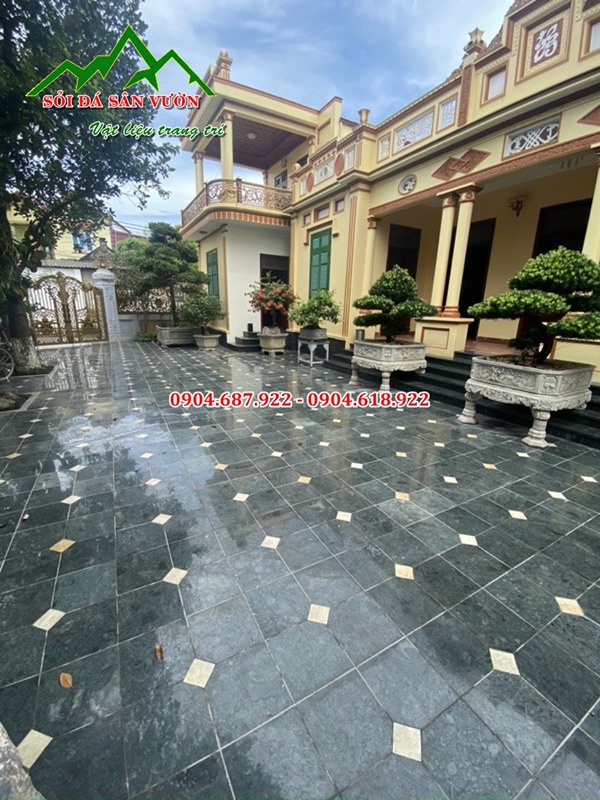 Đá xanh rêu lát sân vườn