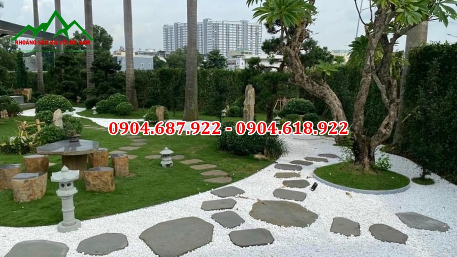 bước dạo sân vườn đẹp