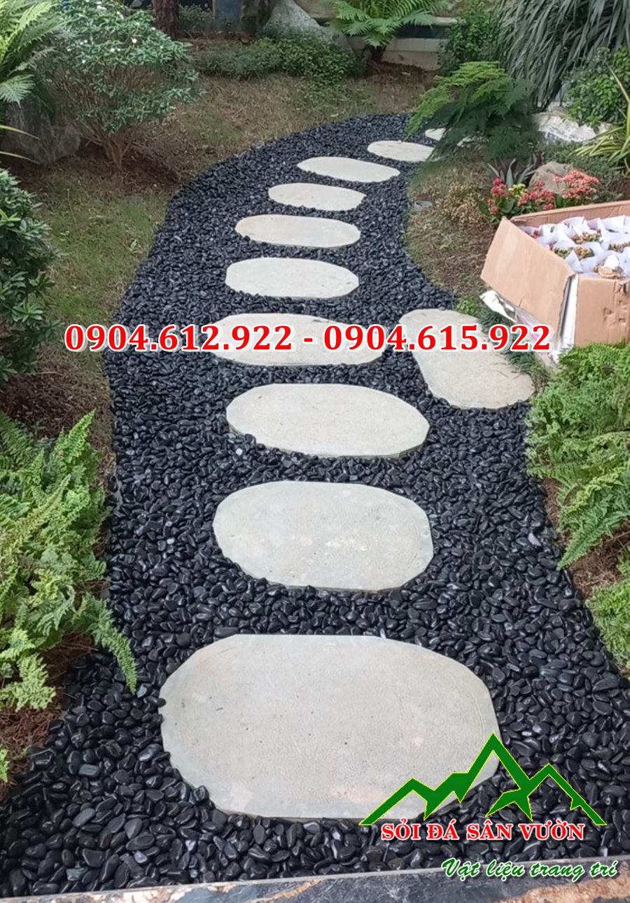 tại sao dùng sỏi đen bóng trang trí sân vườn
