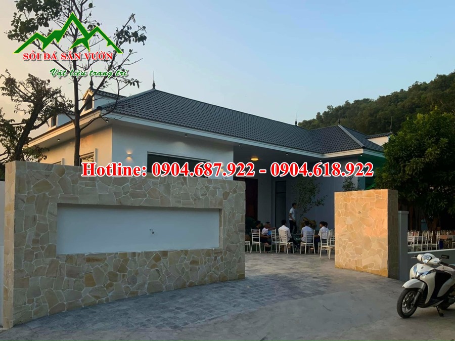 Đá rối vàng giả cổ ốp tường