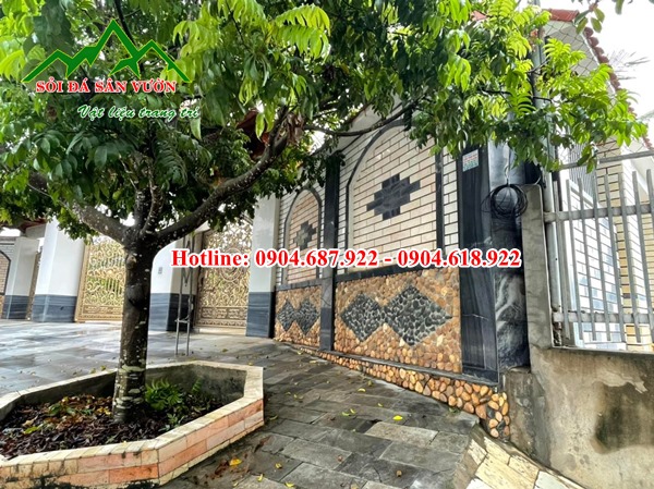 sỏi cuội gắn tường