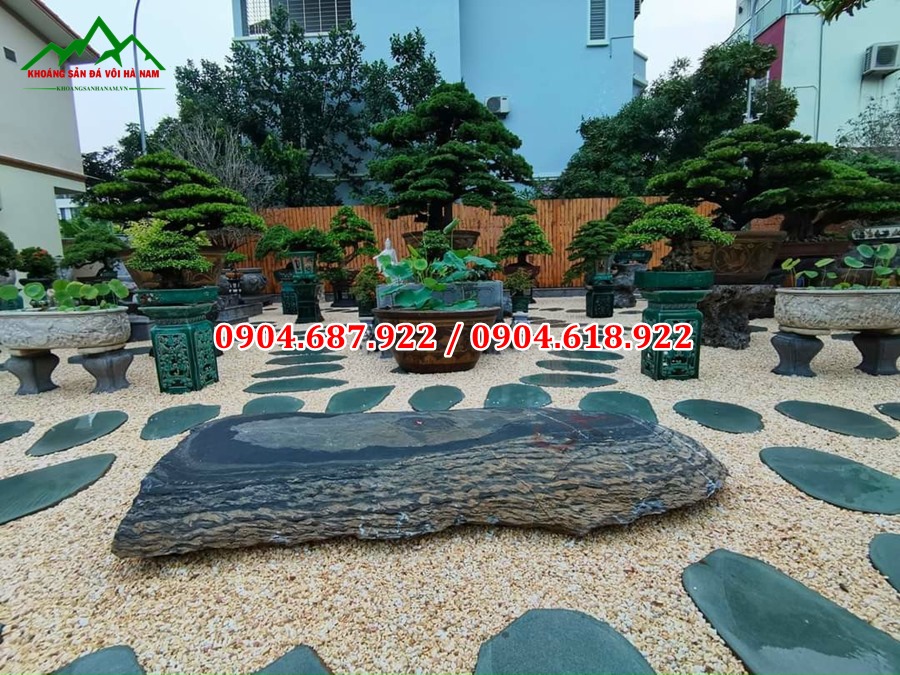 sỏi vàng rải sân vườn