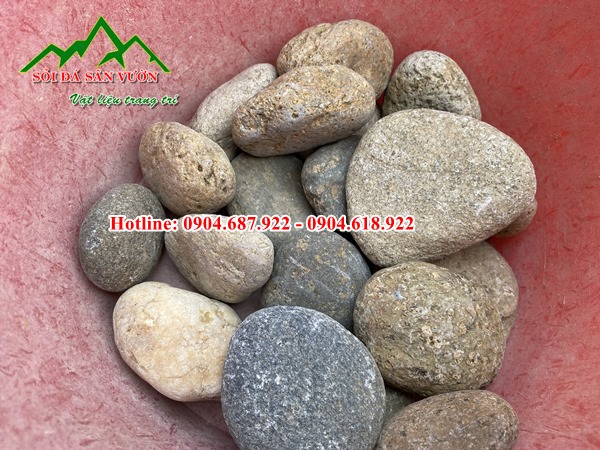 Mẫu đá cuội gắn tường