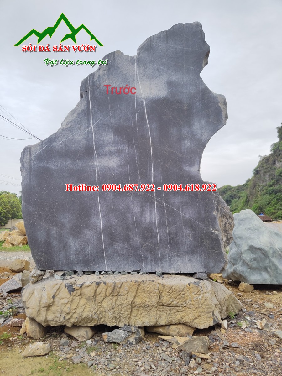 xưởng chế tác đá biển hiệu
