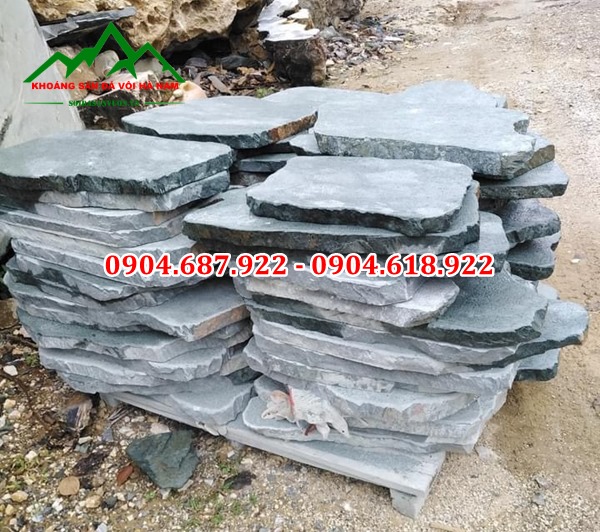 Đá bước dạo xanh rêu