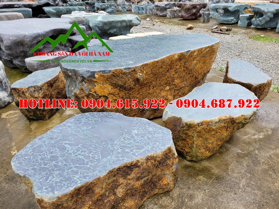 ban-ghe-da-cuoi-tu-nhien