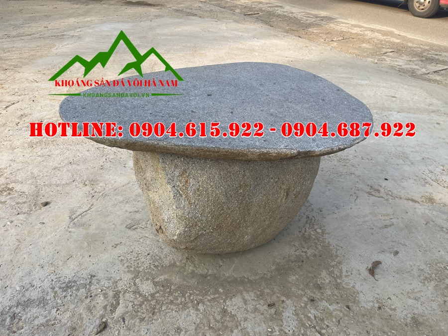 ban-ghe-da-cuoi-tu-nhien